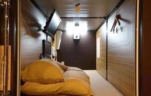 日本的胶囊旅馆火了,可女孩子却不喜欢住