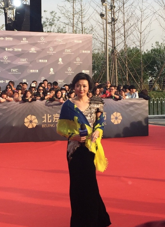 第六届北京国际电影节闭幕式 主持人现身