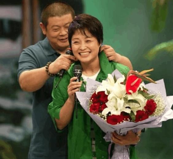 傅彪走后她扛起债务重担,邓婕借钱给她做生意