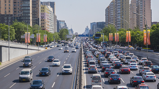 14日上午下午 长安街一线实行临时交通措施 14日上午下午 长安街一线实行临时交通措施