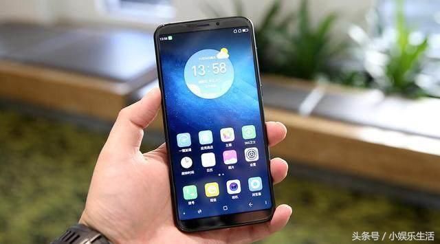 国产良心之作:双面玻璃+全面屏+骁龙660+400