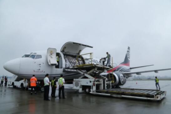 好友邦金服现代物权众筹平台波音737-300型飞