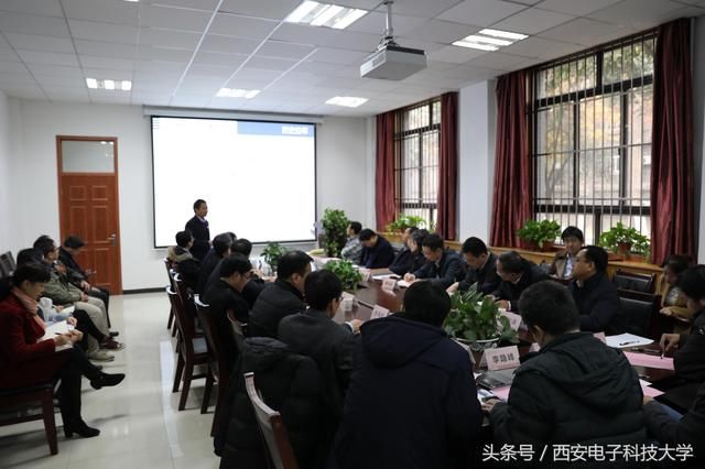 西安电子科技大学新校长杨宗凯深入考察学生学