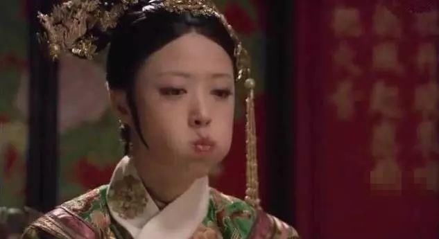 赵丽颖吃啥都能眉飞色舞,吴昕宋茜跟她比简直