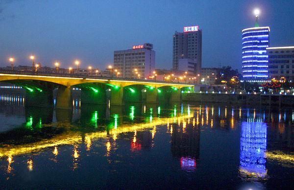 江西省人口第三多的地级市,美誉月亮之都