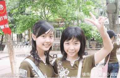 越南与中国边境的小贩,长相清丽,但有样东西中