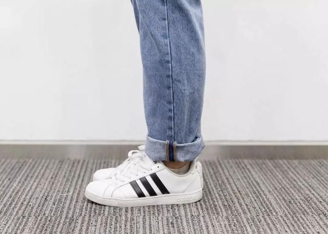 孩真人测评|世界上真的存在显腿瘦的牛仔裤吗