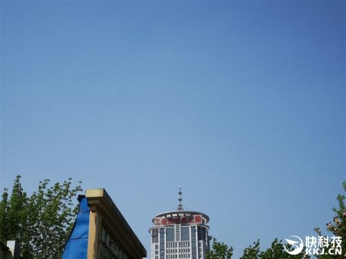 华为P20真机评测:华为P20值不值得买 看完就