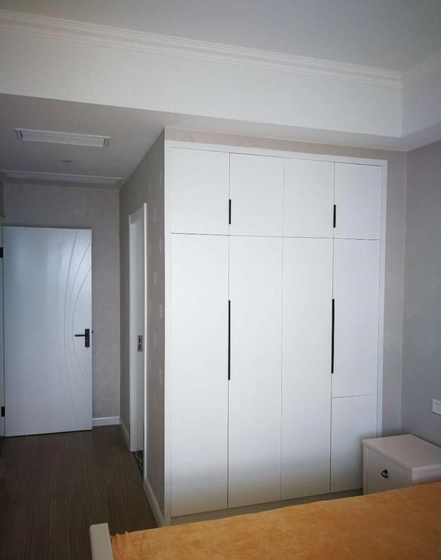 衣柜是用移门好还是开门好?听内行人一说,懊悔