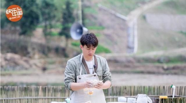 《向往的生活》嘉宾片酬曝光,被黄渤成为师爷