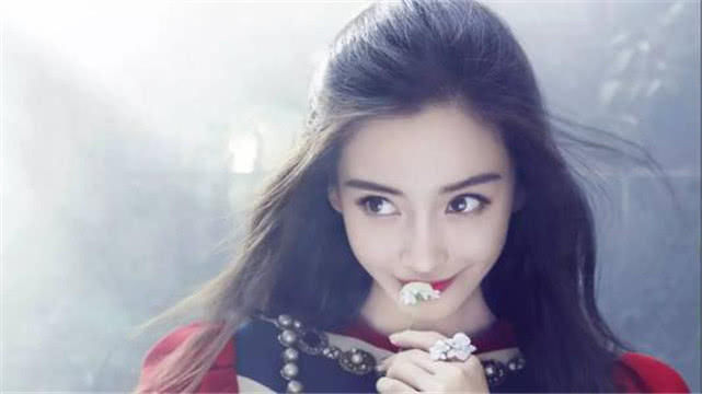 韩国人有多崇拜中国明星,她高价整容成杨颖,