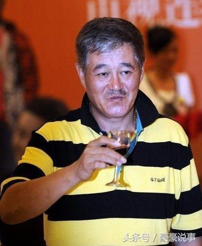 明星酒量有多大?吴京把老丈人喝趴下,赵本山喝