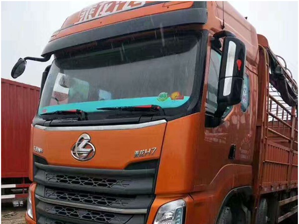 东风柳汽乘龙H7前四后八350马力图片 售价多少钱