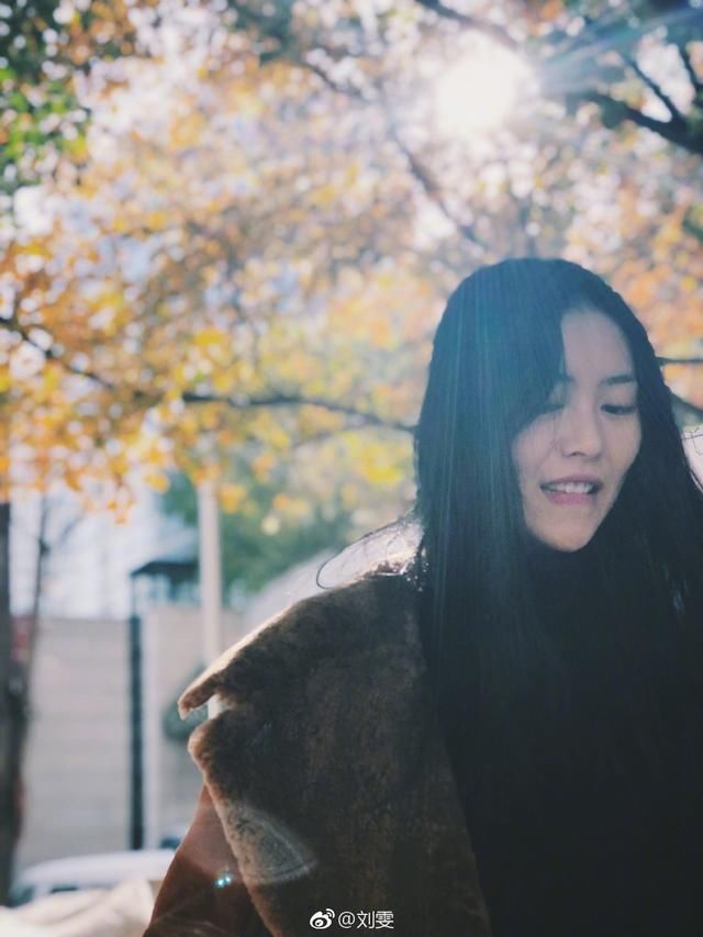 大表姐刘雯私服简直是女孩冬日穿搭的教课级示