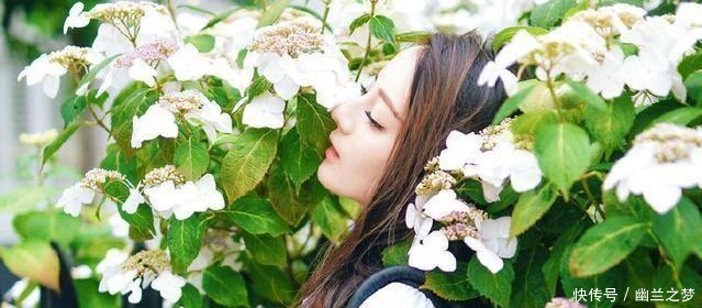 迪丽热巴粉丝太强大,买下韩国首尔地铁广告,连