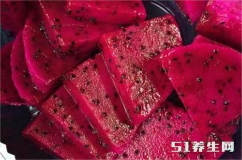 火龙果对人体有4个好处,糖友可以适当食用,但