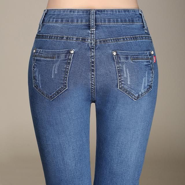 现在的姑娘直接穿微喇裤去约会,男友直夸迷人