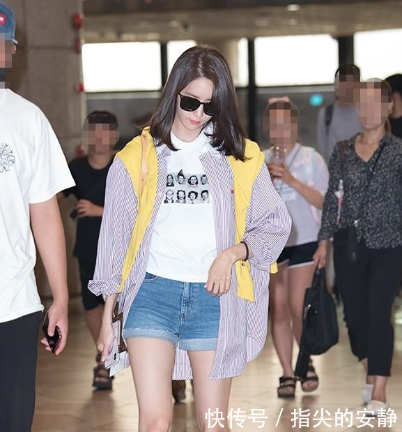 当林允儿和李沁同穿牛仔短裤,终于明白腿长和