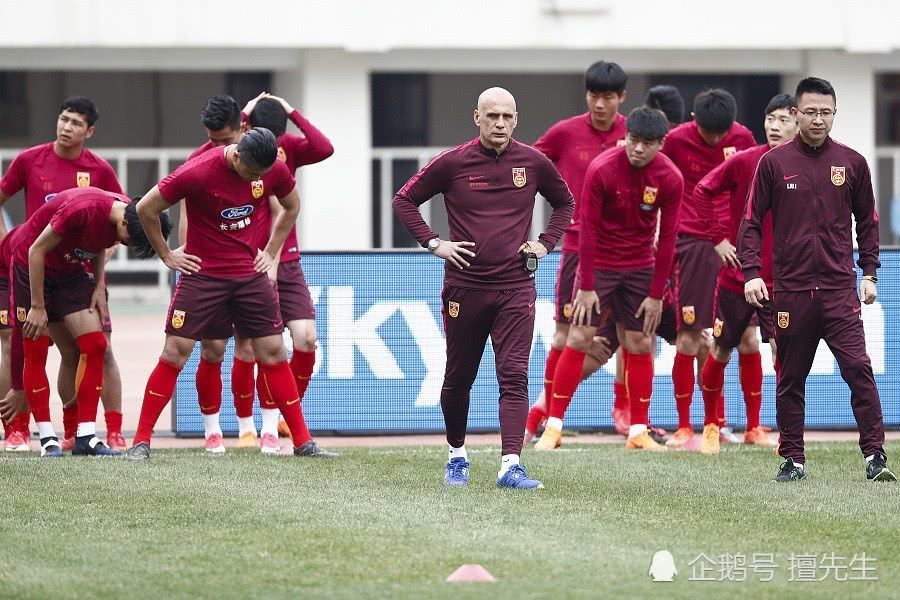 张玉宁有戏吗?叙利亚U23主帅评国青:中国不缺