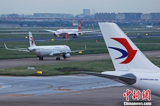 波音787抵达上海 落户上航运营