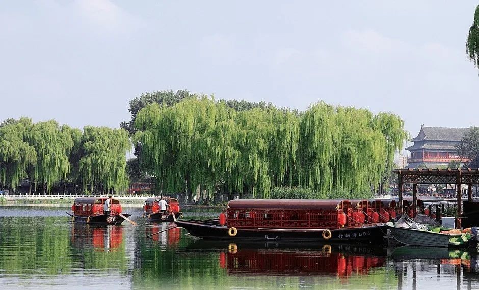 北京最美的季节丨泛舟什刹海 人在画中游_北京时间