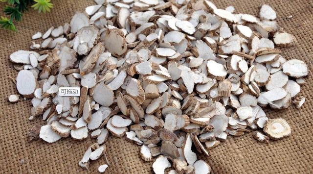 经常喝汤的朋友应该知道,白芷常被用来如汤,不仅增加味道,而且还有