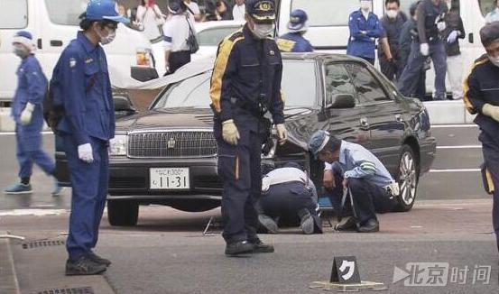 日本街头上演黑帮枪战 一保镖遭枪击身亡 日本街头上演黑帮枪战 一保镖遭枪击身亡