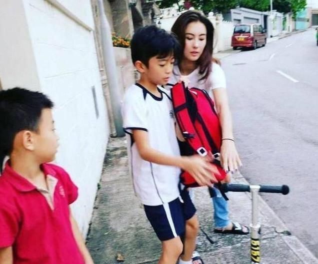 50岁天后王菲再爆怀孕,谢霆锋两儿子崩溃回应