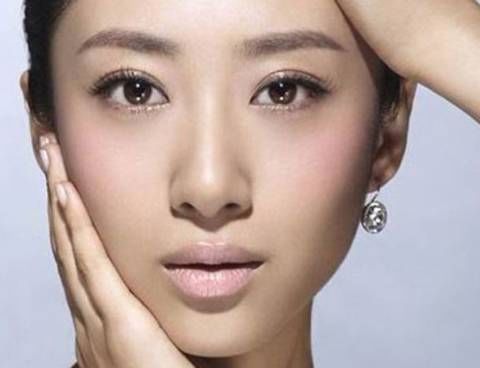 女性面相烂桃花如何 烂桃花脸面相的女人