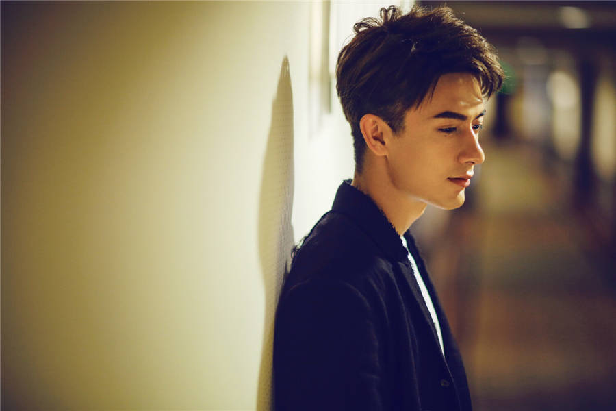 改编自大热ip《天才小毒妃》,现场三位主演分享各自的角色定位,米热