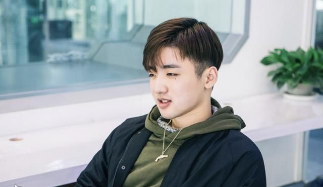 LOL:OMG冷少父亲是阿里联合创始人?夕阳:反