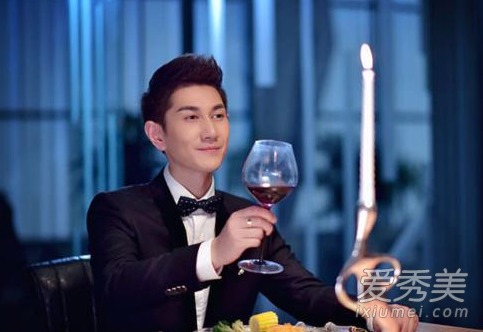 总裁误宠替身甜妻男主角顾西城扮演者是谁?