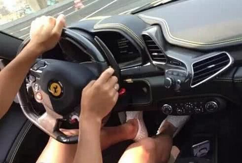 中国足球队1到15号现役队员座驾,开的都是豪车