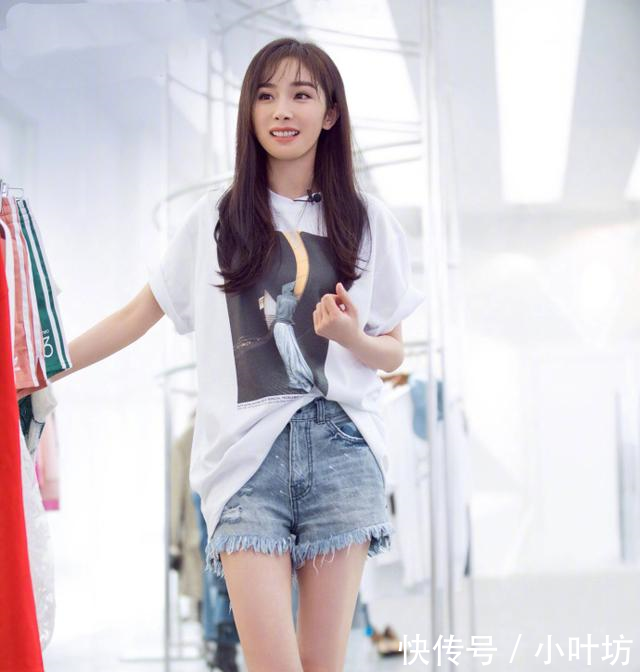 杨幂夏日穿搭合集,玩转不同风格