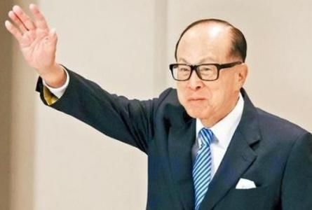 李嘉诚在90岁退休的时候,一生做生意没有失败