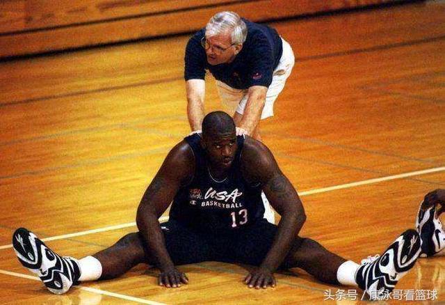 姚明脚多大?杜兰特脚排NBA第三大,看到NBA第