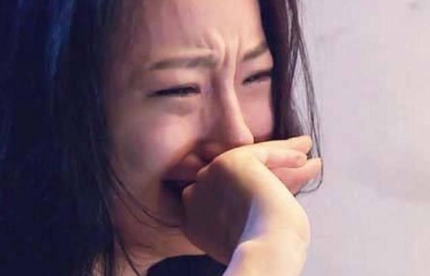 和前男友分手半年,半夜酒醉给他发好想你,看