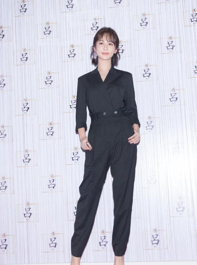 杨紫你疯了吧! 高跟鞋装电池, 穿了意外胸部