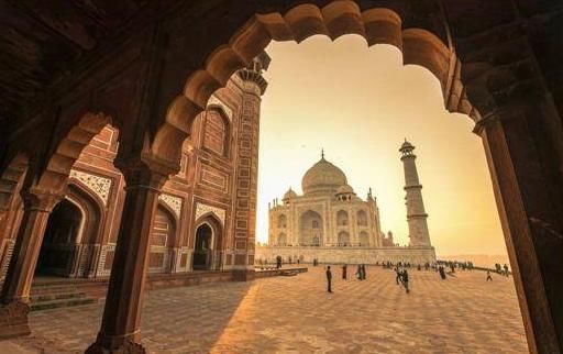 印度留学生表示:羡慕中国拥有这两样东西!