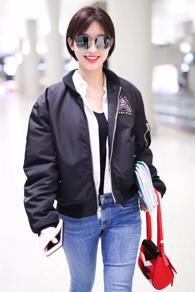 还在穿卫衣?内搭衬衣才够时髦!