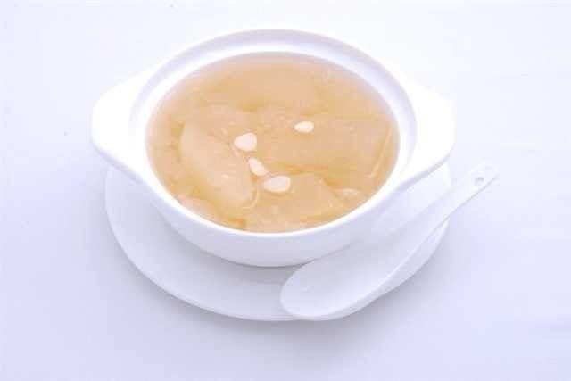 咳嗽咳出小米粒还带有臭味,这么恶心是什么?