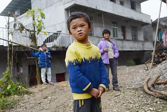 那个长相酷似马云的小男孩,变成什么样了?如今