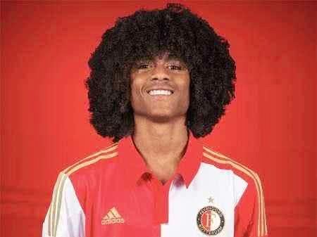 00后天才球员拒绝俄罗斯国籍入选中国国青,自