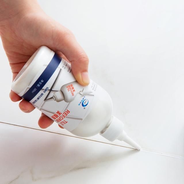 装修师傅教你瓷砖美缝剂怎么用,原来就这么简