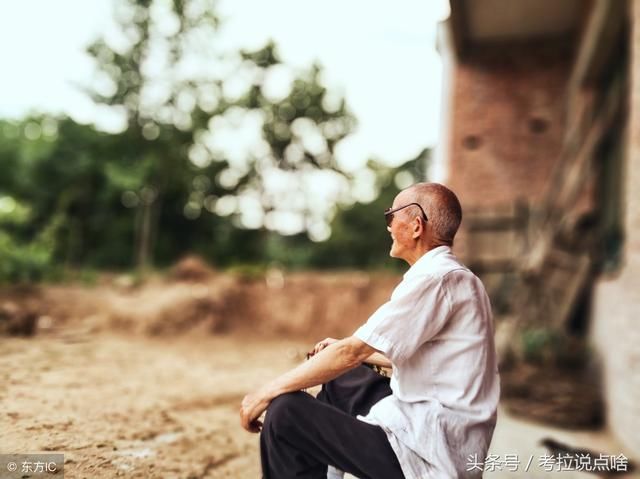 三姐妹分别继承父亲留下的房产、工作、储蓄,