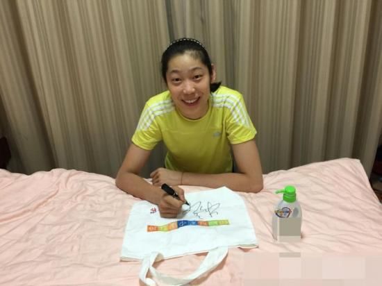 中国女排实力强劲,意大利队和塞尔维亚的实力