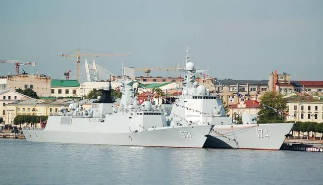 中国海军进口的4艘现代级驱逐舰,到底会改造成什么样子?