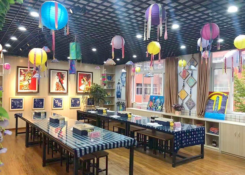 历时三月,从无到有,南充一中扎染艺术工作坊初见规模.