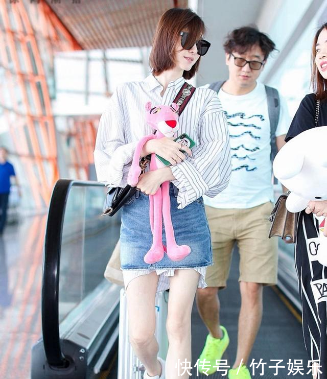 王丽坤衬衫比裙子长,景甜打底裤比裙子长,明星