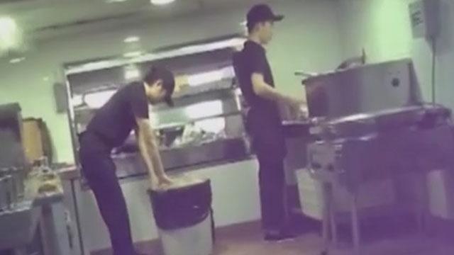 魏家凉皮被曝后厨卫生状况堪忧